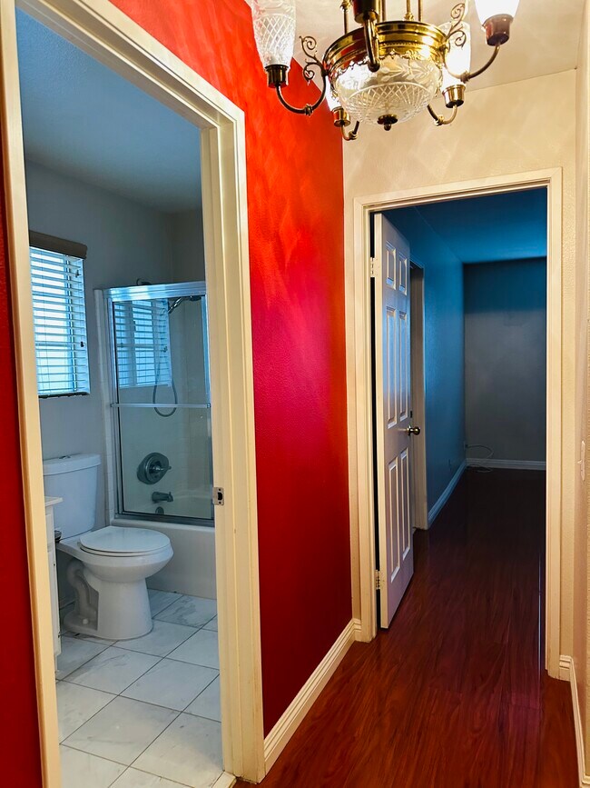 Hallway bathroom & MBR access - 555 W Lemon Ave