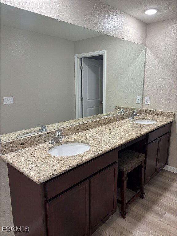 Building Photo - 1005 SW 36th St