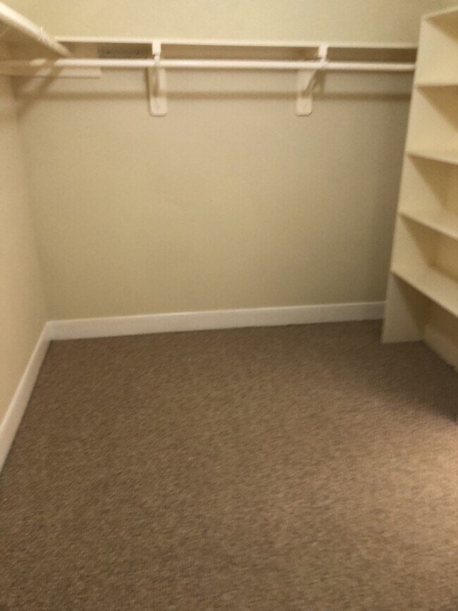 Building Photo - 4100 Blossom St