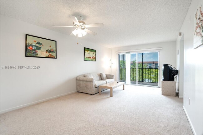 Building Photo - 13700 SW 11th St