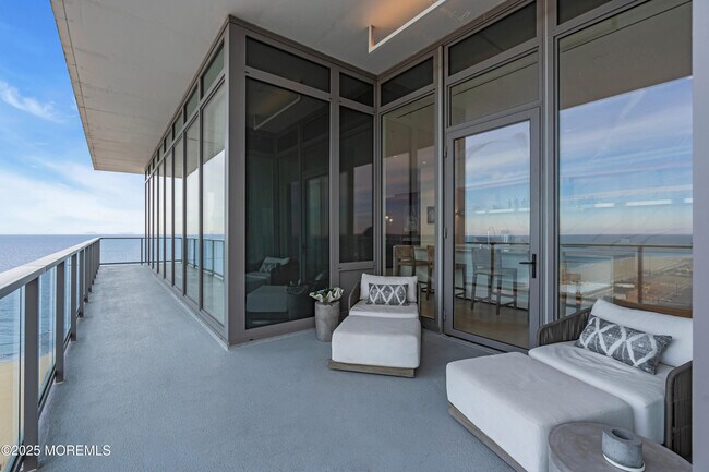 Building Photo - 1101 Ocean Ave N