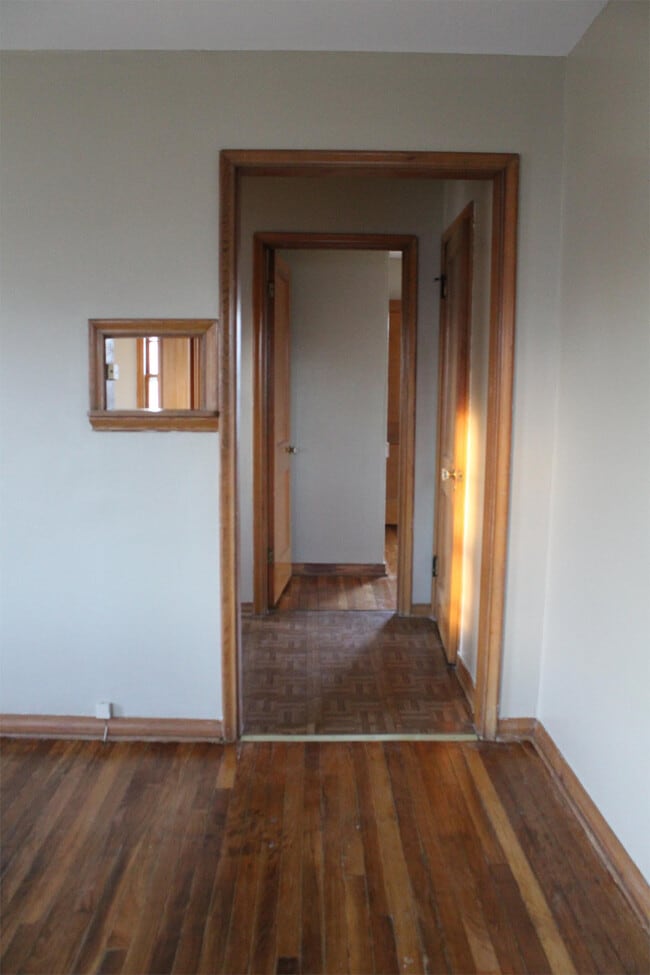 Building Photo - 907 N Grant St