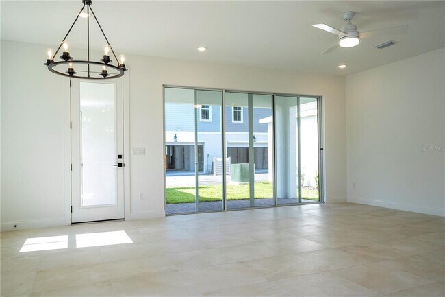 Building Photo - 2180 Forest Cir