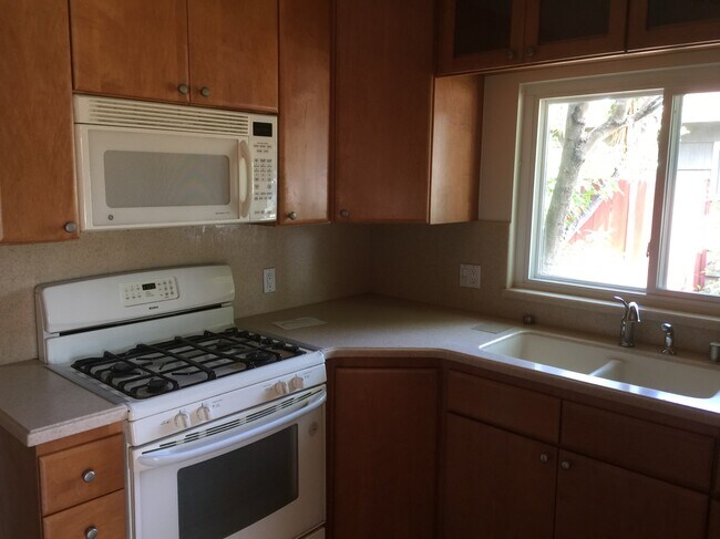 Building Photo - 5104 63rd St