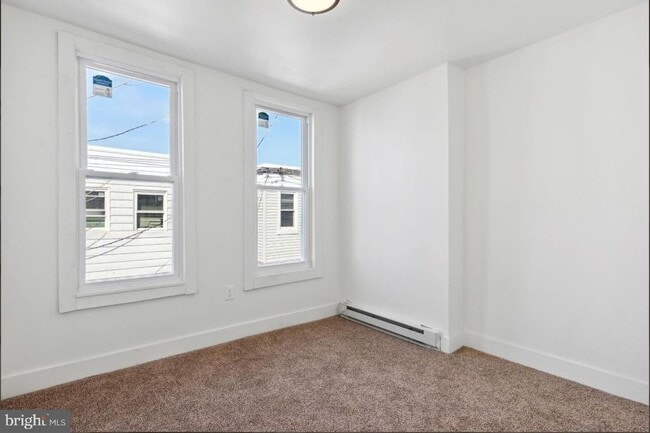 Building Photo - 6133 Reedland St