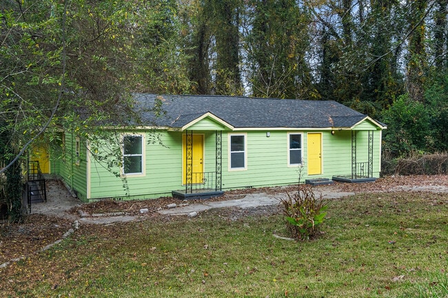 Building Photo - 2229 Tiger Flowers Dr NW