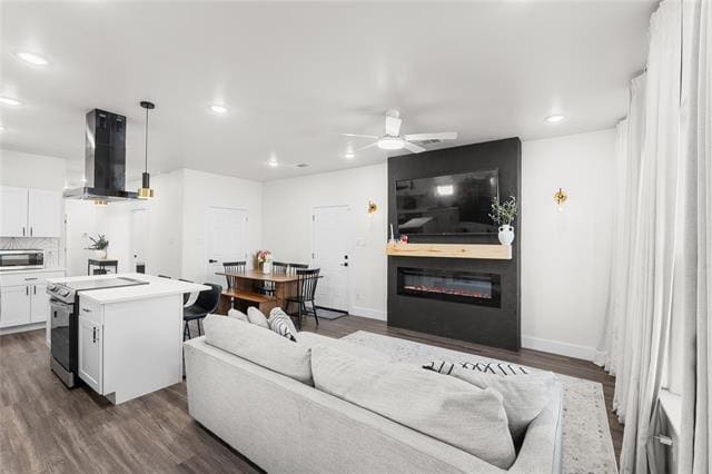 Building Photo - 3220 Reed Ln