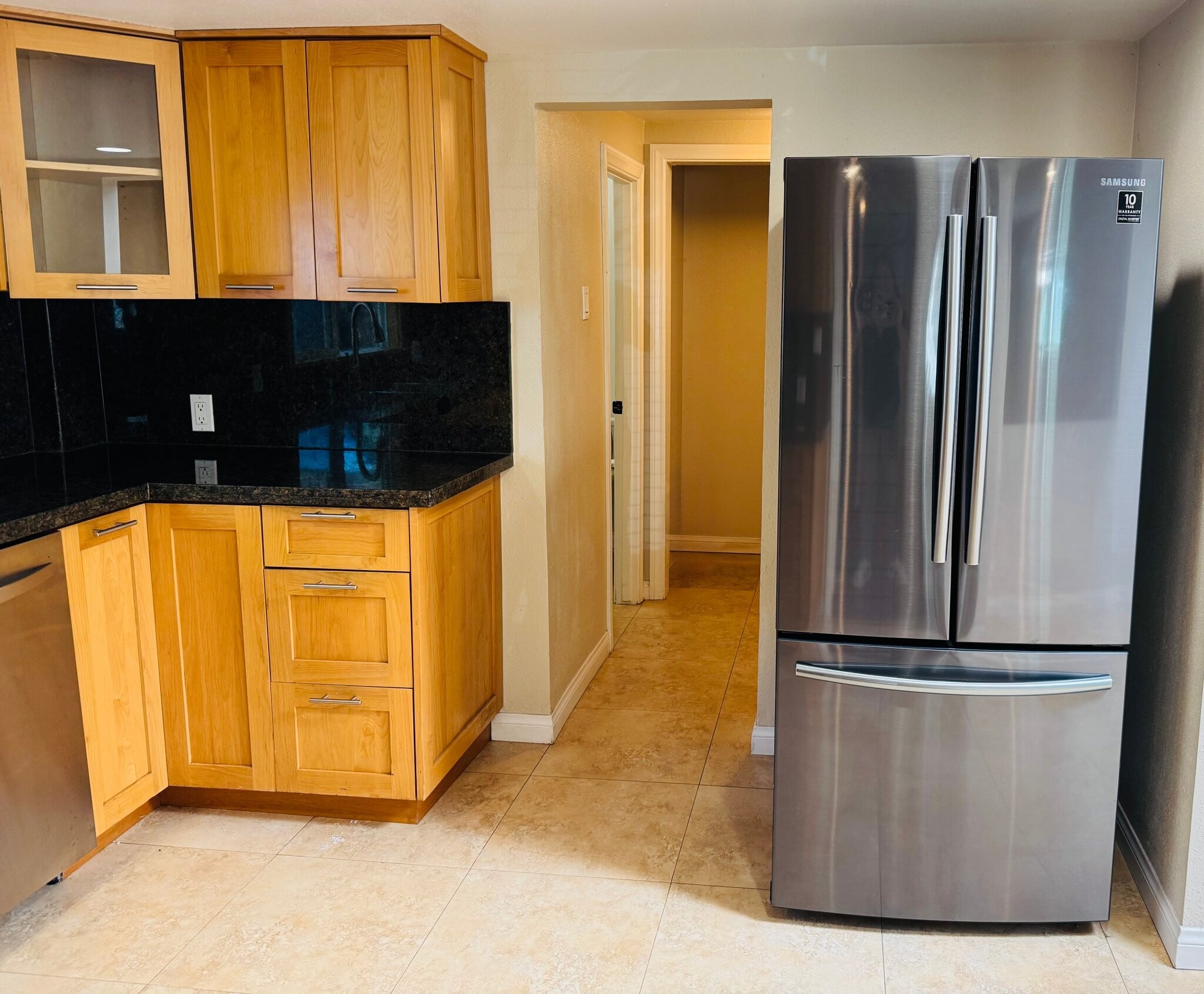 Building Photo - 618 Woodland Dr