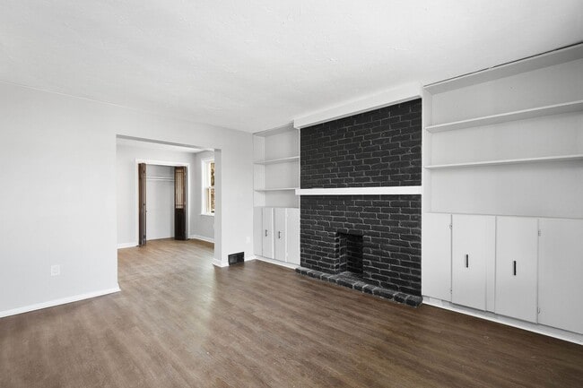 Building Photo - SECURE your spot TODAY and ENJOY $100 OFF ...