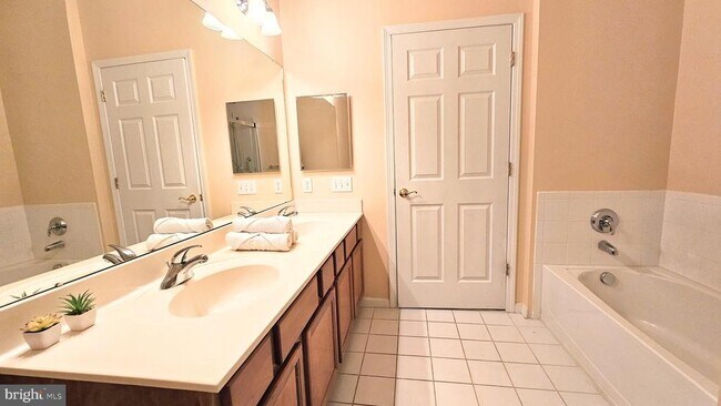 Building Photo - 1309 Colts Cir