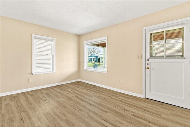 Building Photo - 2593 Osceola Ave