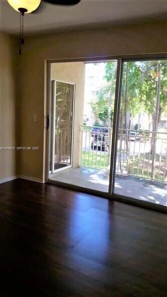 Building Photo - 1705 Palm Cove Blvd