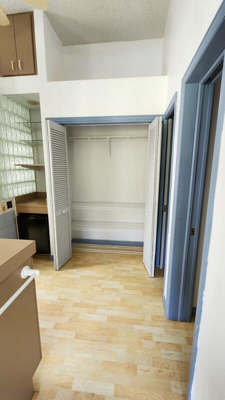 Building Photo - 311 W Sabal Palm Pl