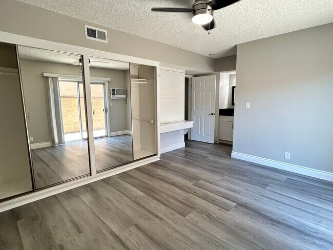 Building Photo - 1381 N San Gabriel Ave