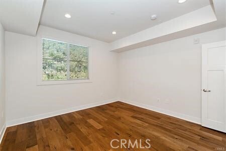Building Photo - 627 Deep Valley Dr
