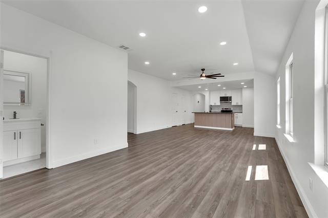 Building Photo - 1810 Prairie View Dr