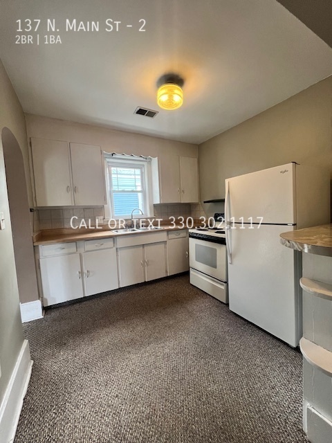 Building Photo - Upper level apartment for rent - Navarre