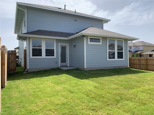 Building Photo - 109 White Dunes Dr