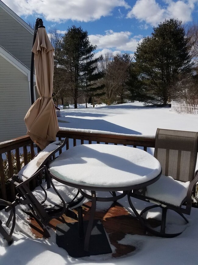 Building Photo - Available in Colchester