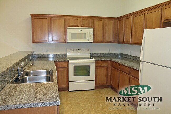 Building Photo - **COMING SOON!!!**  HIGHLANDS CROSSINGS TOWNHOMES