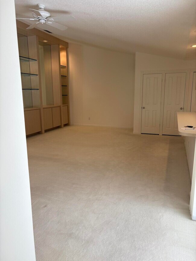 Building Photo - 10303 Chapman Oak Ct