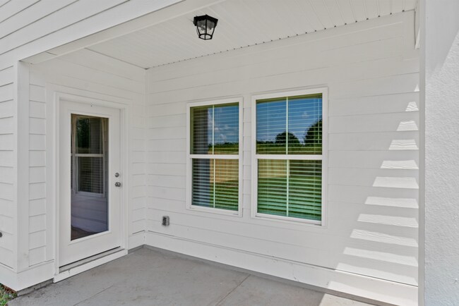 Building Photo - 214 Clifton Dr