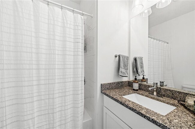 Building Photo - 1801 Huntington Hills Ln NW