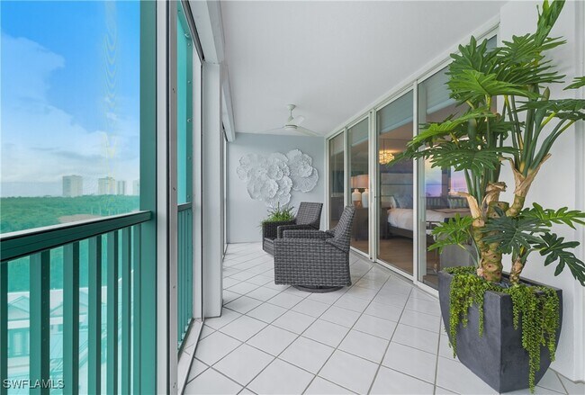 Building Photo - 7515 Pelican Bay Blvd