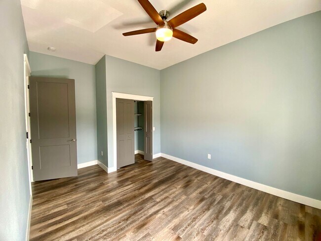 Building Photo - Boot Hill Lofts