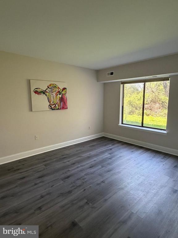 Building Photo - 8395 Buttress Ln