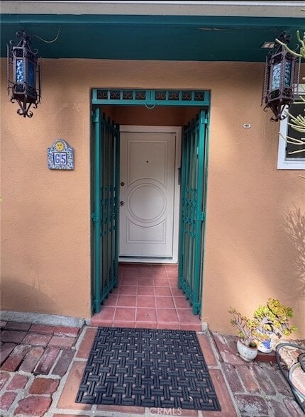 Building Photo - 65 Grace Terrace