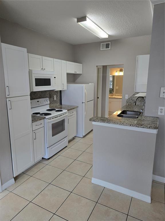 Building Photo - 2632 Robert Trent Jones Dr