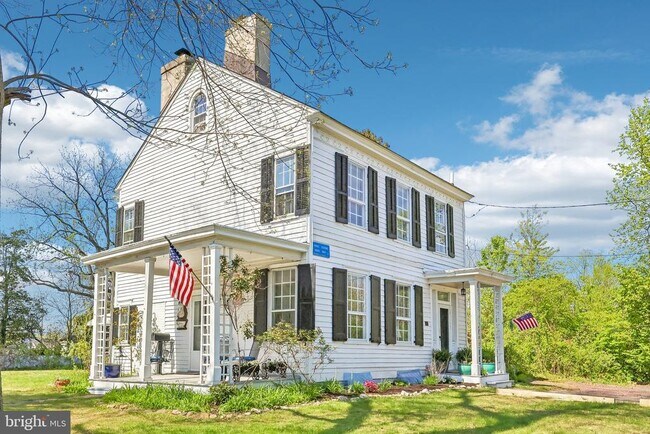 Building Photo - 2167 Brunswick Ave