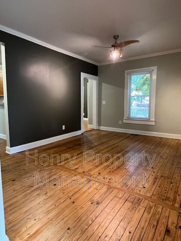 Building Photo - 204 North Dixon Avenue
