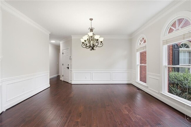 Building Photo - 730 Rose Creek Cir