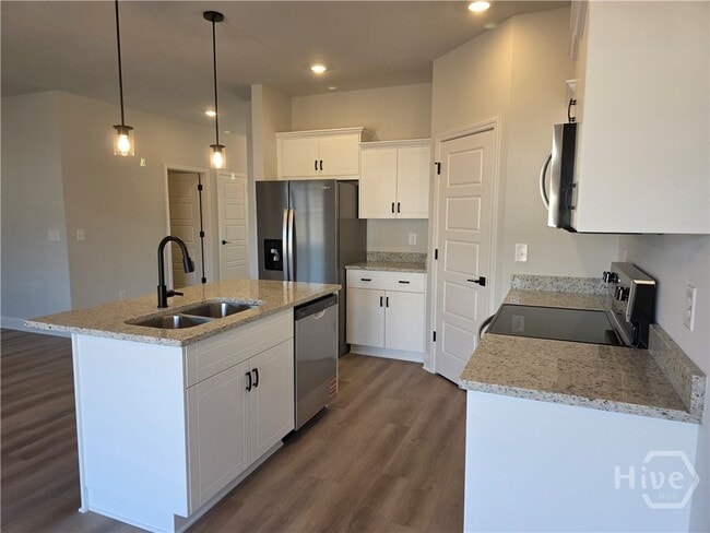 Building Photo - 330 Crosswinds Dr