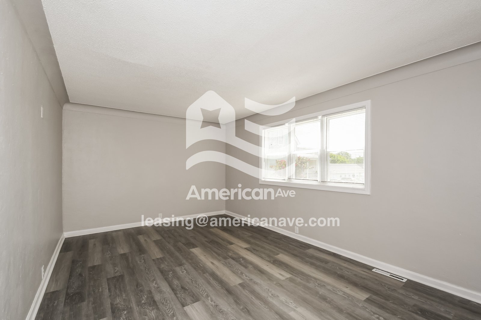 Building Photo - 765 Regina Ave