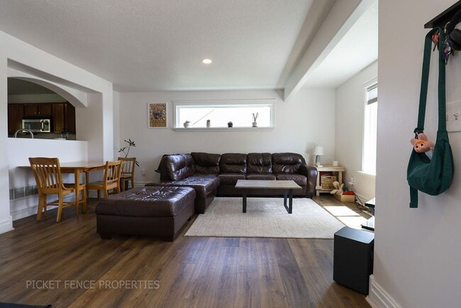 Building Photo - Beautiful 4 bedroom home in Fort Collins
