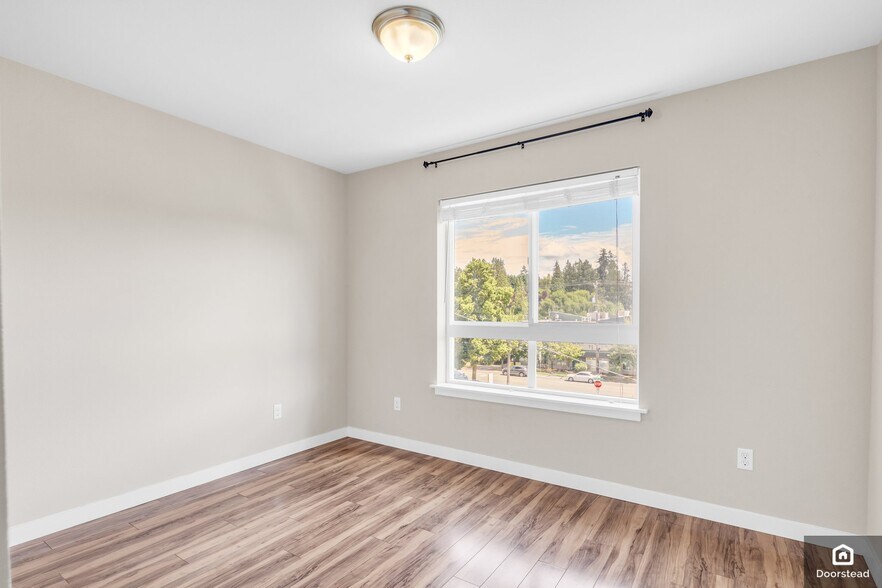 Building Photo - 4841 S Chicago St