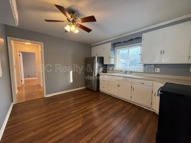 Building Photo - 838 Whitlock Ave