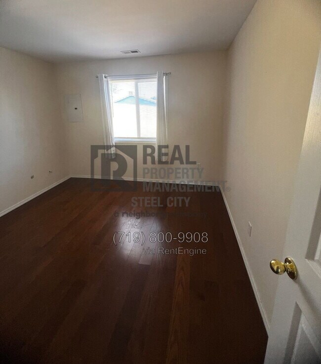 Building Photo - 2914 Acero Ave