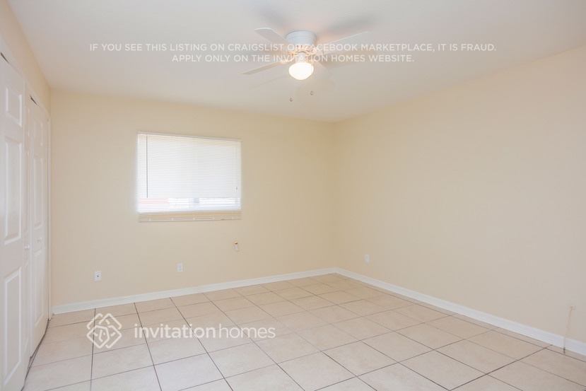 Building Photo - 867 Bedford Dr