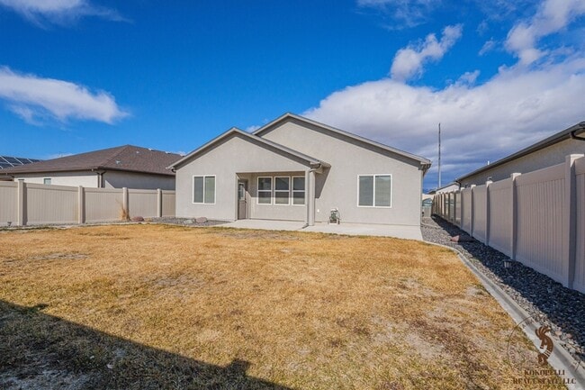 Building Photo - 2465 Apex Ave