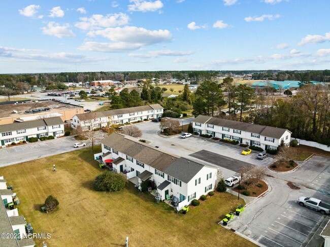 Building Photo - 88 Century Ct
