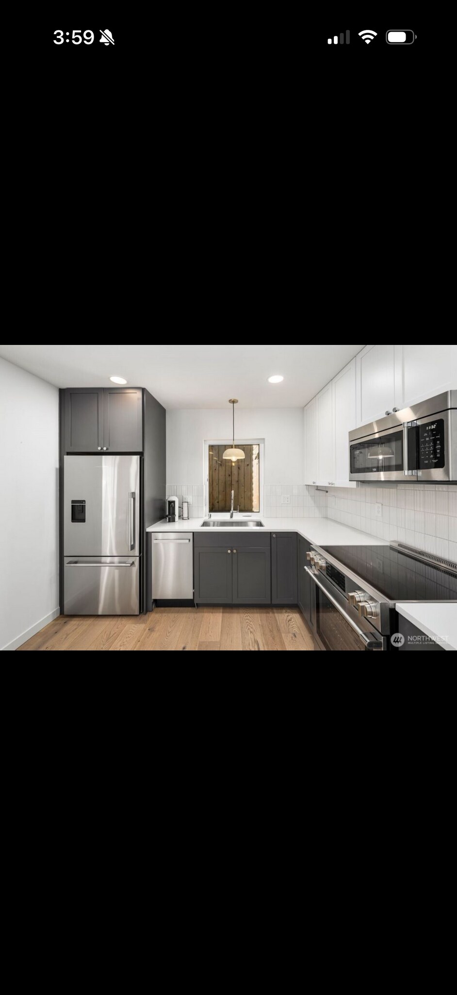 Building Photo - 4028 5th Ave NE