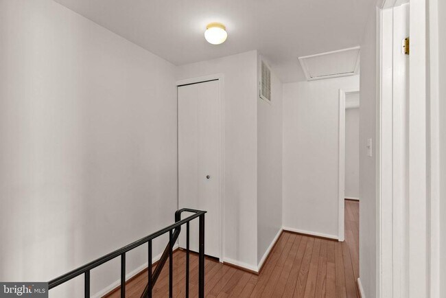 Building Photo - 14428 Black Horse Ct