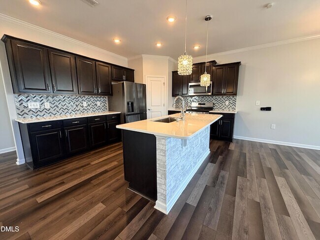 Building Photo - 2022 Attend Xing