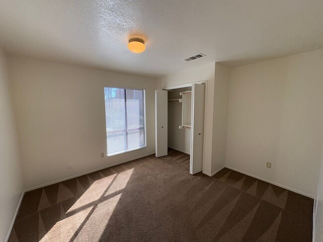 Building Photo - NW Condo coming soon!