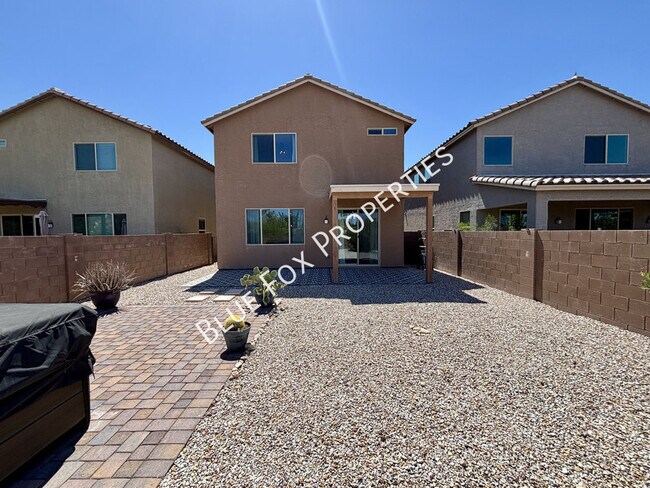 Building Photo - 6217 N Saguaro Post Pl