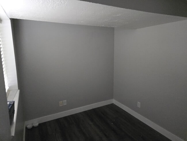 Building Photo - 1134 N 2525 W
